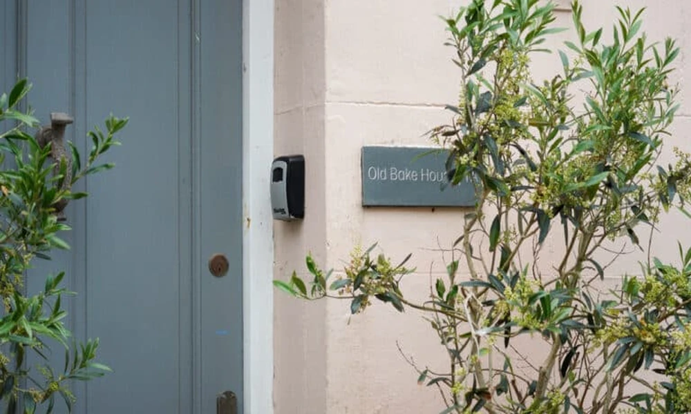 Why Material Choice Matters for Long-Lasting Residential Address Signs
